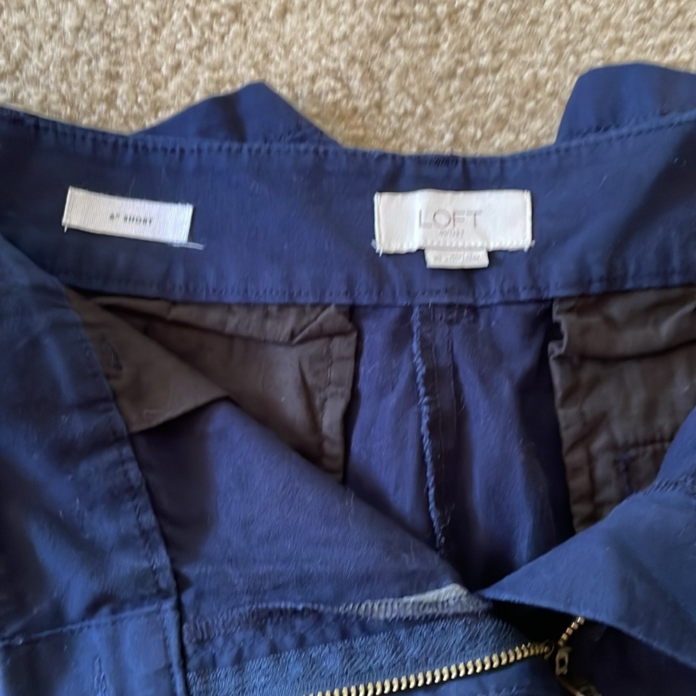 Loft Outlet Shorts - Picture 3 of 3